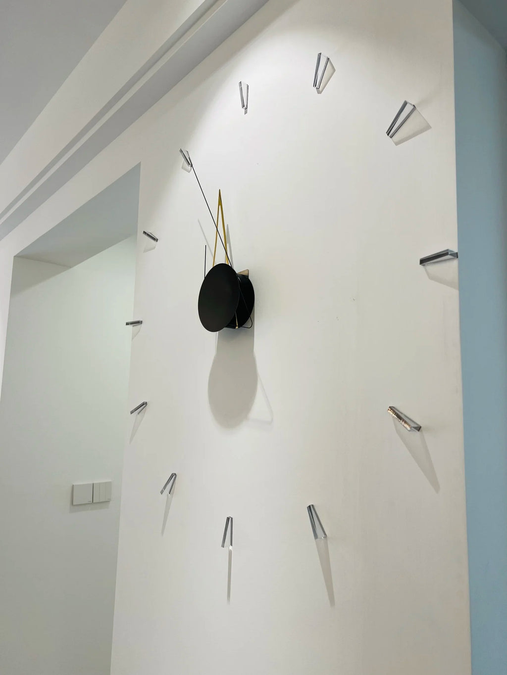 DIY | Minimalist Wall Clock