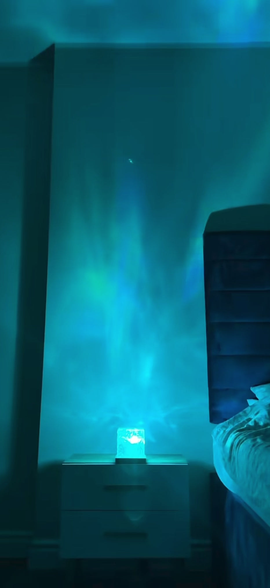 Oceanwave Projecting Lamp